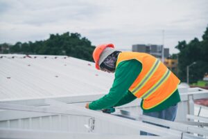 Heat-Reflective Roof Coatings and Insulation Cutting Cooling Bills in Qatar