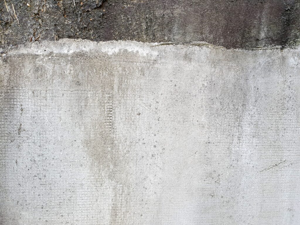 Smooth finished concrete floor surface in an industrial building